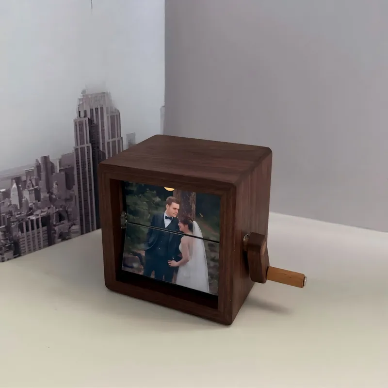Hand Crank Memory Photo Album