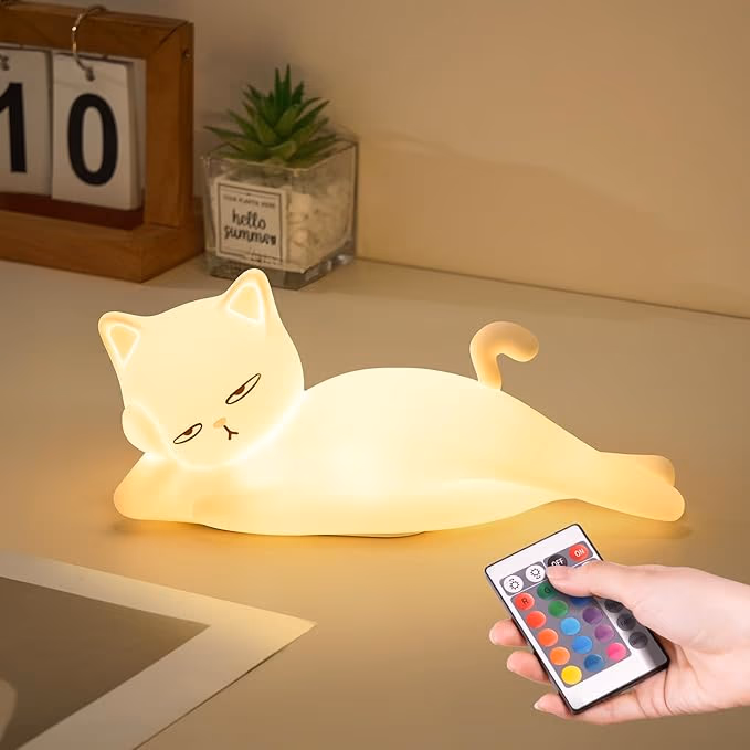 Lying Flat Cat Lamp