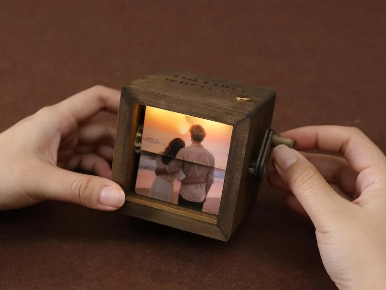 Personalized Photo Flipbox